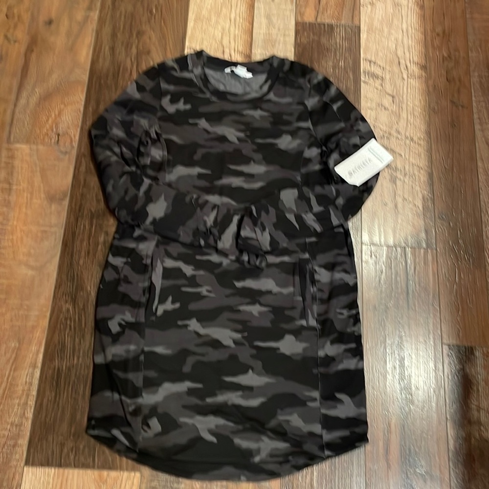 Athleta dress